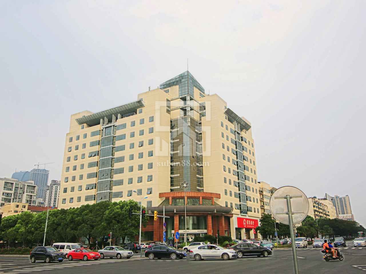 加城大廈