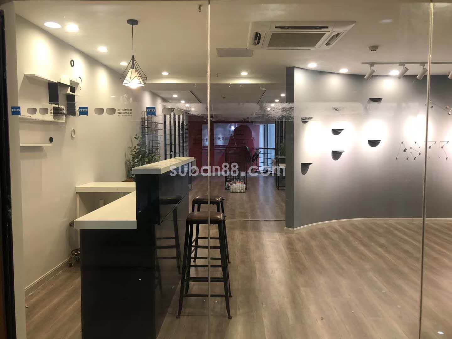 湖西 星海地鐵口 裝修帶隔斷 隨時看房