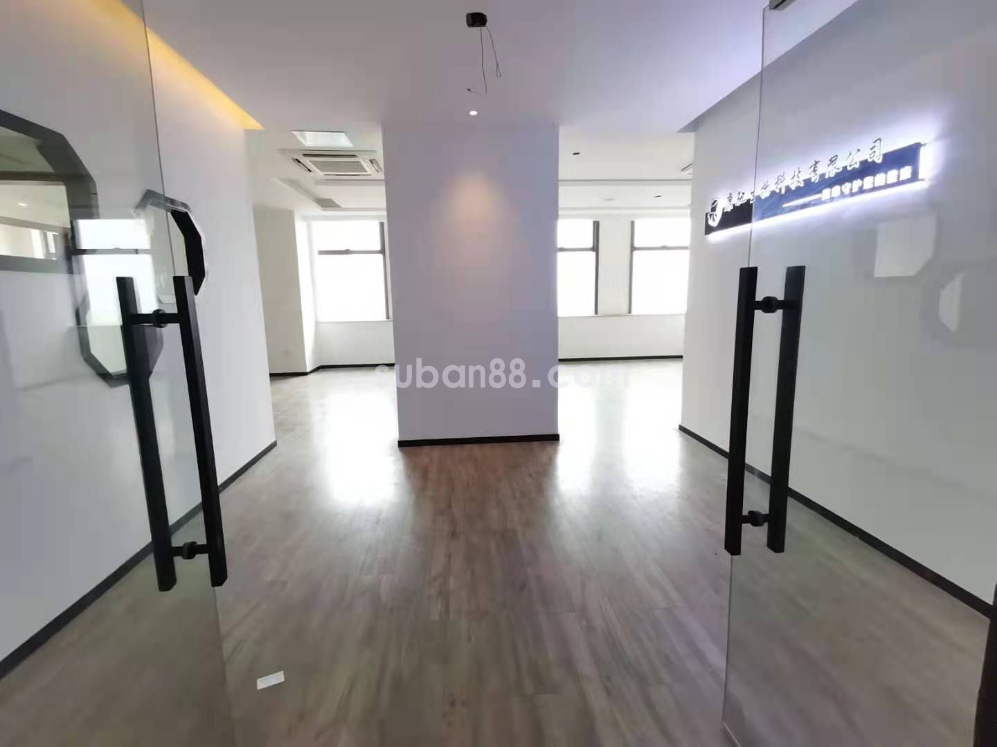 吳中地鐵口 精裝帶隔斷 無中介 隨時看房