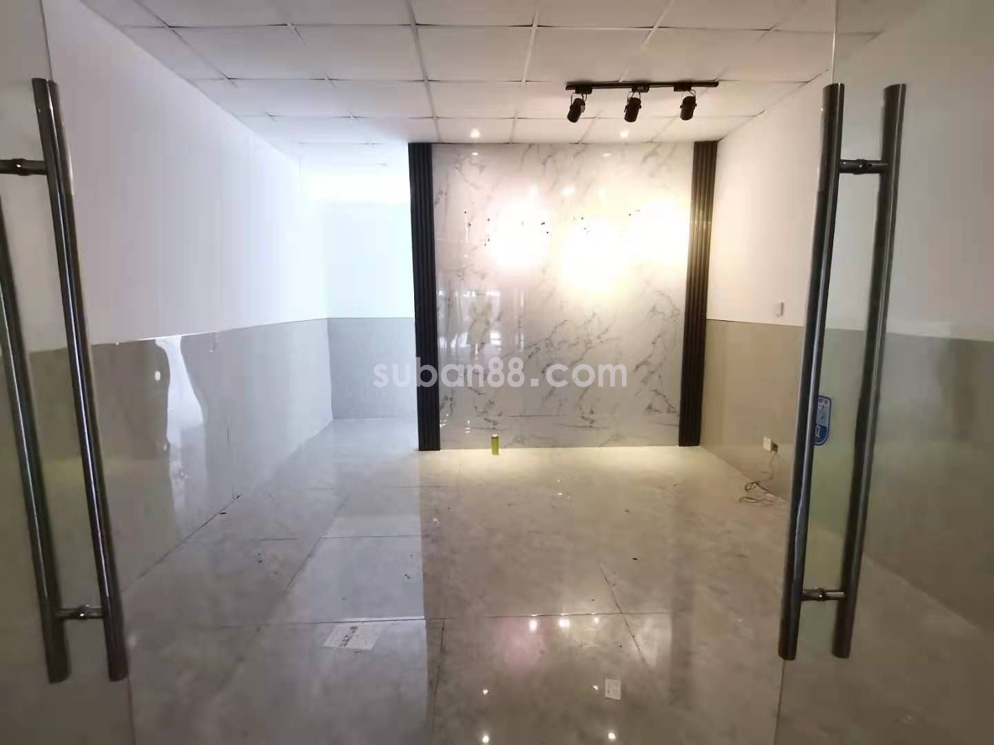 寶帶路地鐵口 精裝11加1適宜直播 電商各類企業