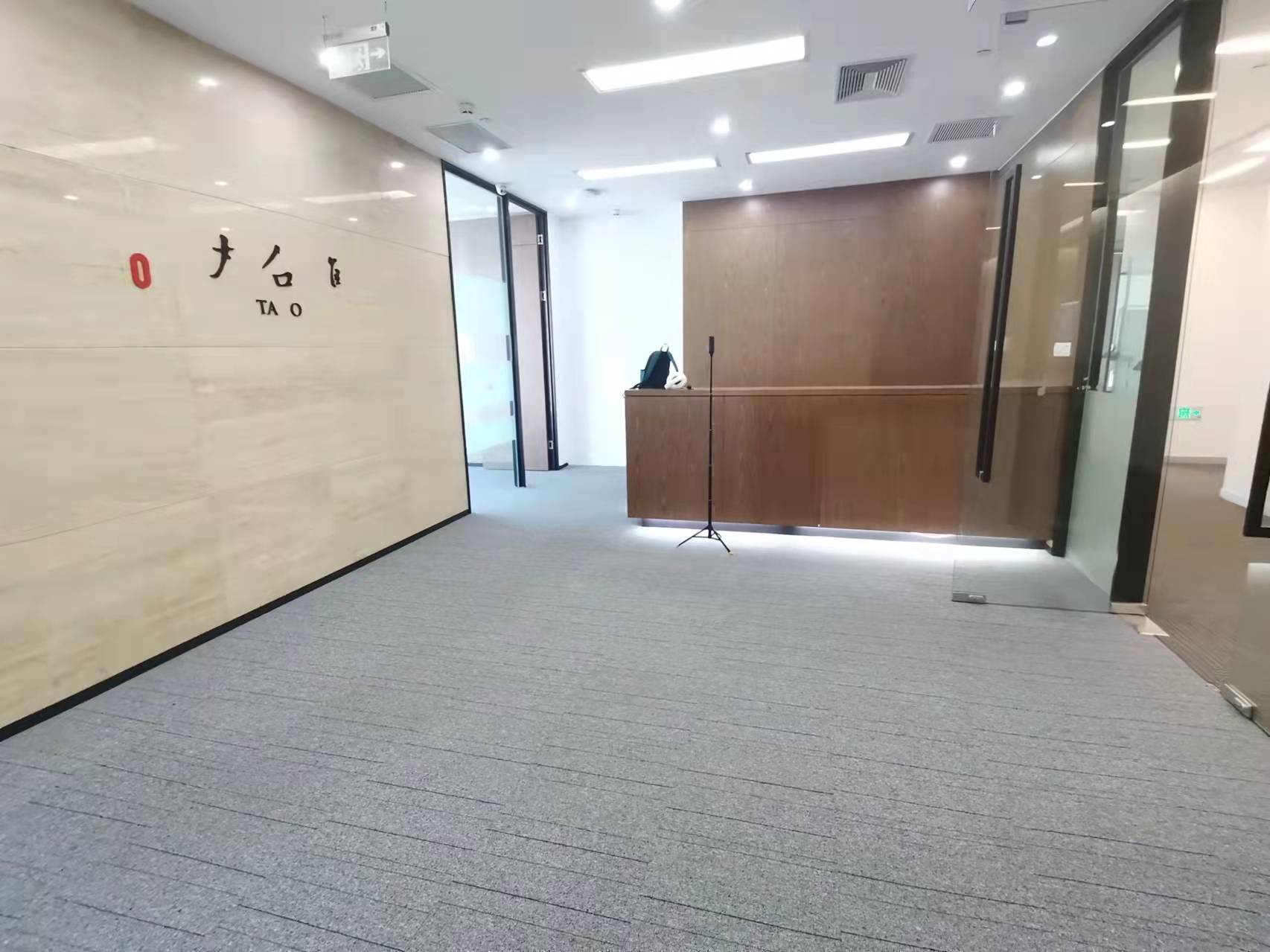 蘇州市湖西 工業(yè)園區(qū) 甲級(jí)寫字樓 精裝
