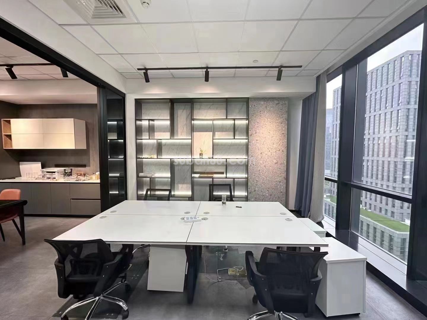 蘇州市工業(yè)園區(qū)元聯(lián)金融中心精裝帶家具甲方直招