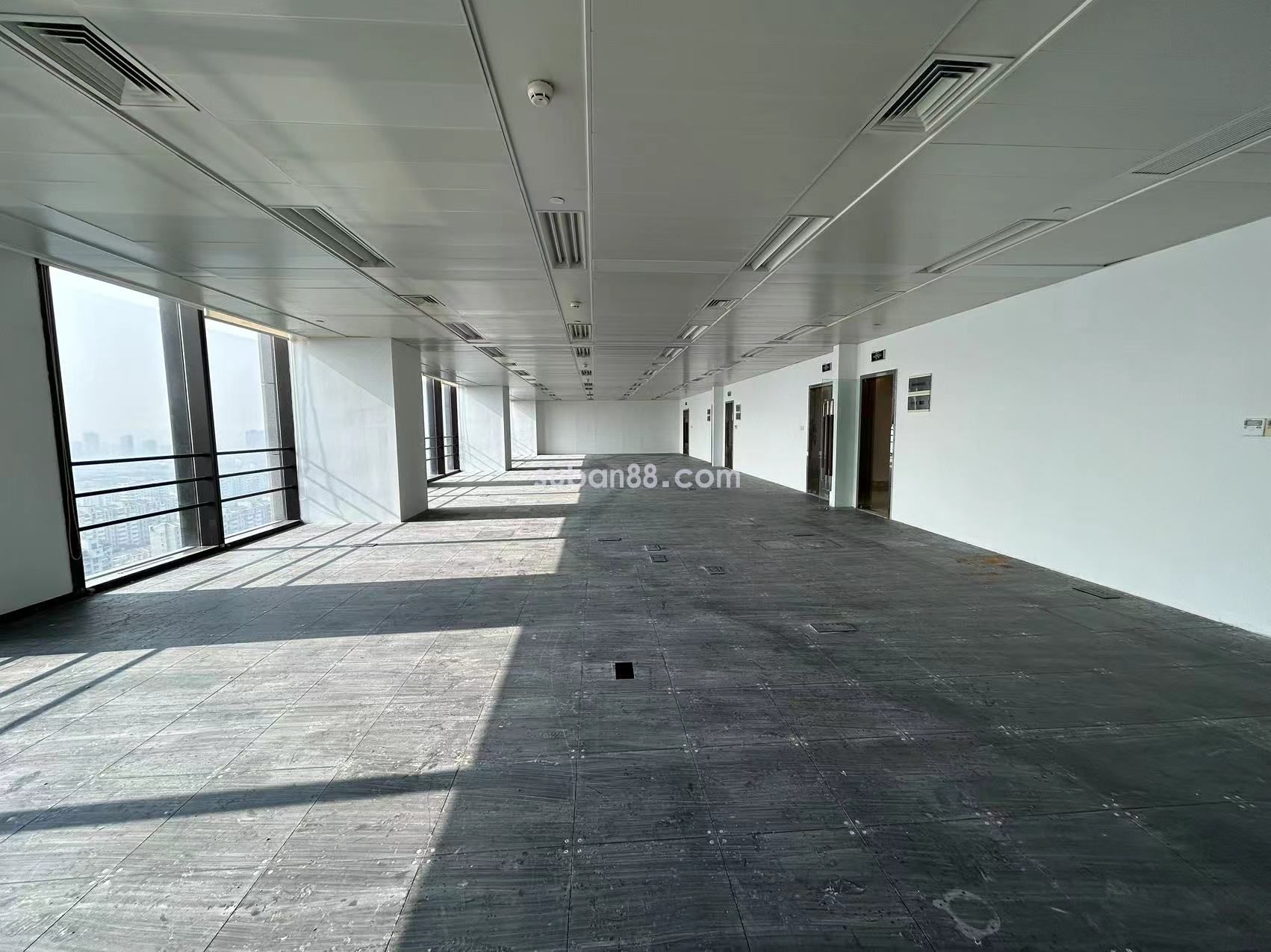 尼盛廣場