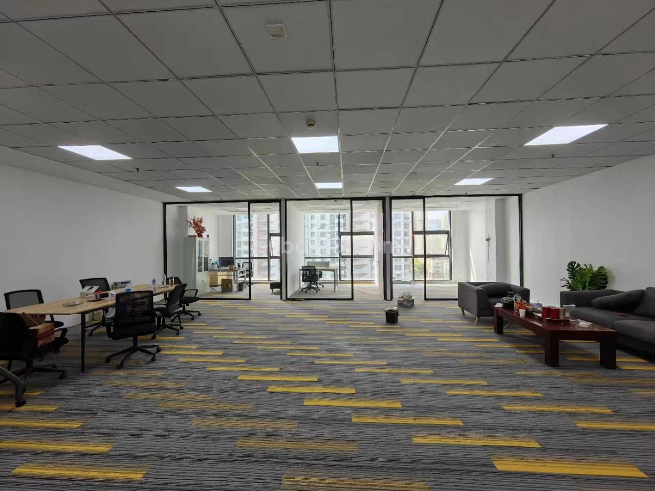 蘇州市工業園區中園大廈精裝招租